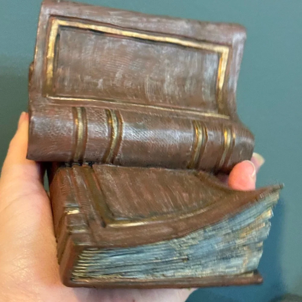 Shenandoah Designs Keeper Shelf, Mini Wall Shelf - Folding Books